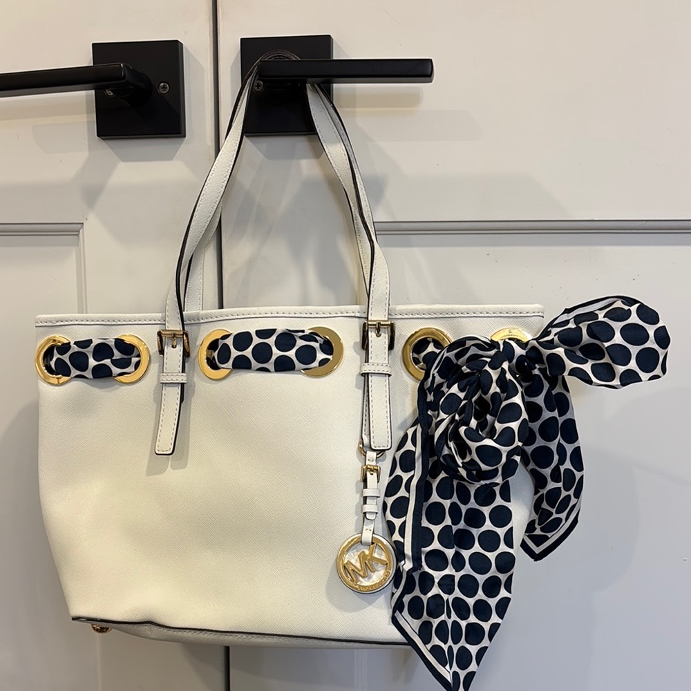 Michael Kors Jet Set Scarf Tote